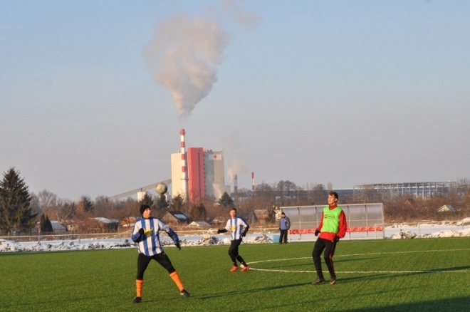 Mecz sparingowy: Korona HiD – MKS Węgrów [11.02.2012] - zdjęcie #1 - eOstroleka.pl