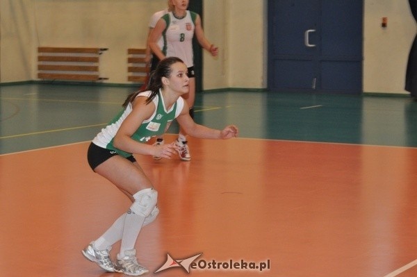 Siatkówka, II Liga Kobiet: Nike Ostrołęka – AZS AWF UKSW Warszawa 3:2 [11.02.2012] - zdjęcie #21 - eOstroleka.pl