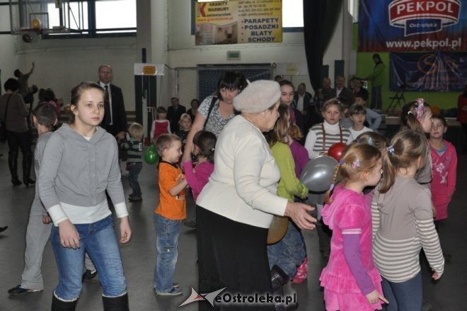 Choinka dziewięciu ostrołęckich osiedli [13.II.2012] - zdjęcie #71 - eOstroleka.pl