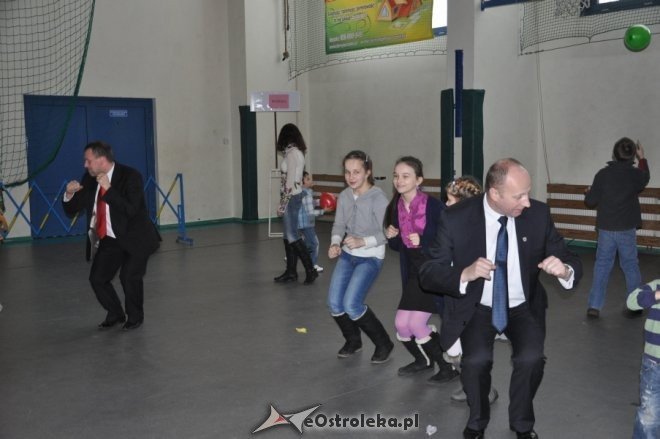 Choinka dziewięciu ostrołęckich osiedli [13.II.2012] - zdjęcie #58 - eOstroleka.pl