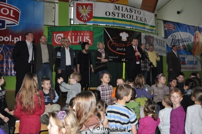 Choinka dziewięciu ostrołęckich osiedli [13.II.2012] - zdjęcie #44 - eOstroleka.pl
