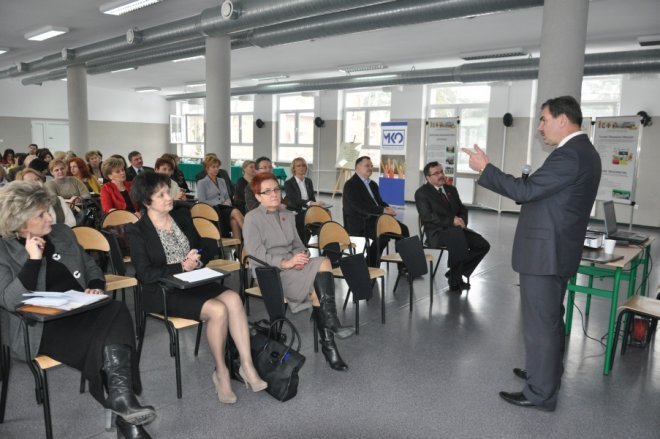 ZSZ 2: Rozmawiali o reformie szkół zawodowych [14.II.2012] - zdjęcie #8 - eOstroleka.pl