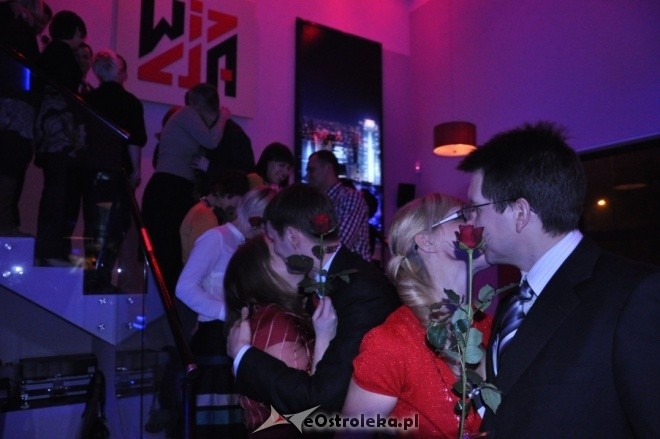 Walentynki z Odnową w Duchu Świętym w Klubie Wizja [15.II.2012] - zdjęcie #41 - eOstroleka.pl