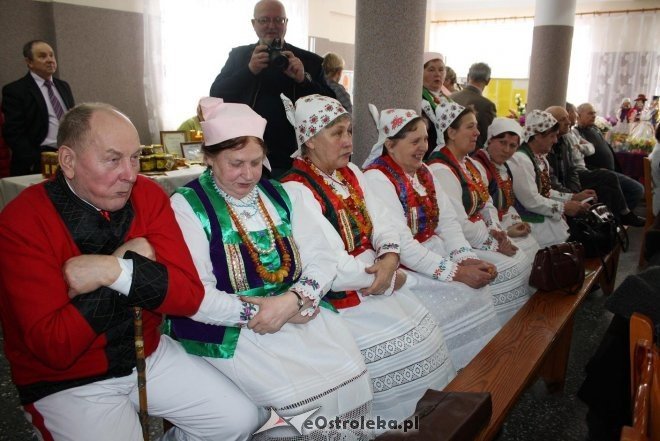 Lelis: Po raz siódmy darli pierze w centrum kultury [17.II.2012] - zdjęcie #11 - eOstroleka.pl