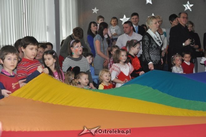 Choinka osiedla Dzieci Polskich [21.II.2012] - zdjęcie #7 - eOstroleka.pl