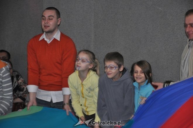 Choinka osiedla Dzieci Polskich [21.II.2012] - zdjęcie #14 - eOstroleka.pl