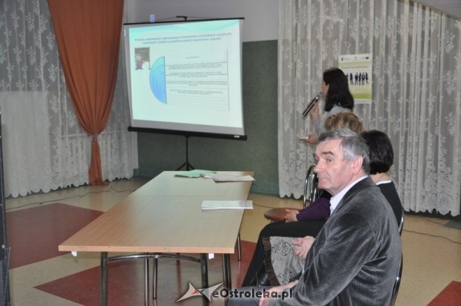 Spotkanie informacyjne Wracam na rynek pracy [22.II.2012] - zdjęcie #5 - eOstroleka.pl