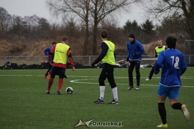 Narew Ostrołęka - MKS Przasnysz 5-4 [25.02.2011] - zdjęcie #17 - eOstroleka.pl