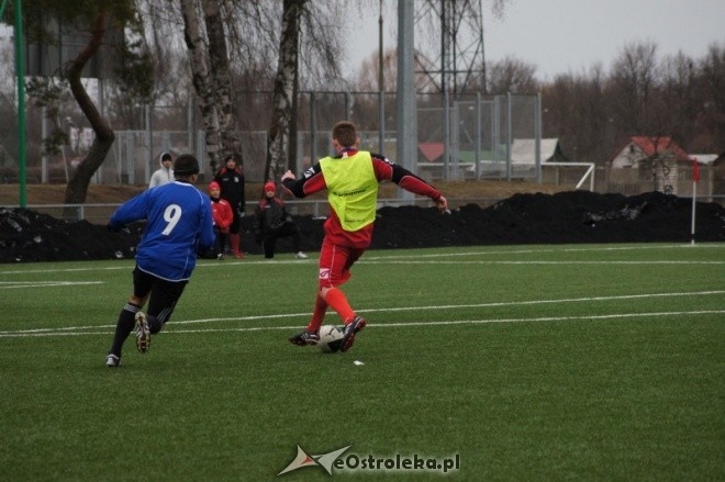 Narew Ostrołęka - MKS Przasnysz 5-4 [25.02.2011] - zdjęcie #9 - eOstroleka.pl