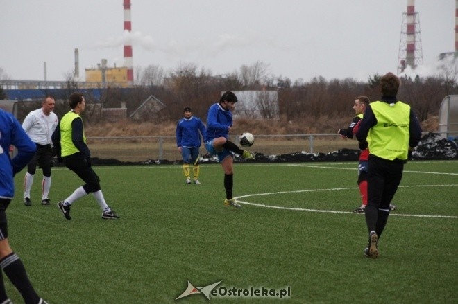 Narew Ostrołęka - MKS Przasnysz 5-4 [25.02.2011] - zdjęcie #5 - eOstroleka.pl
