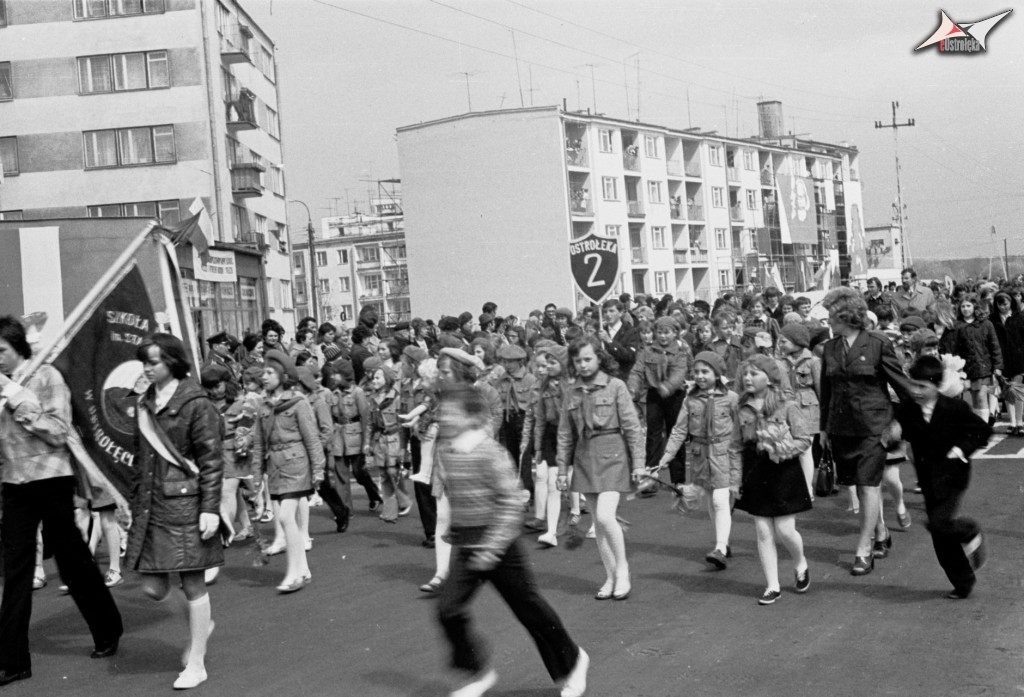 Pochody 1-majowe w Ostrołęce 1958 - 1980 - zdjęcie #162 - eOstroleka.pl