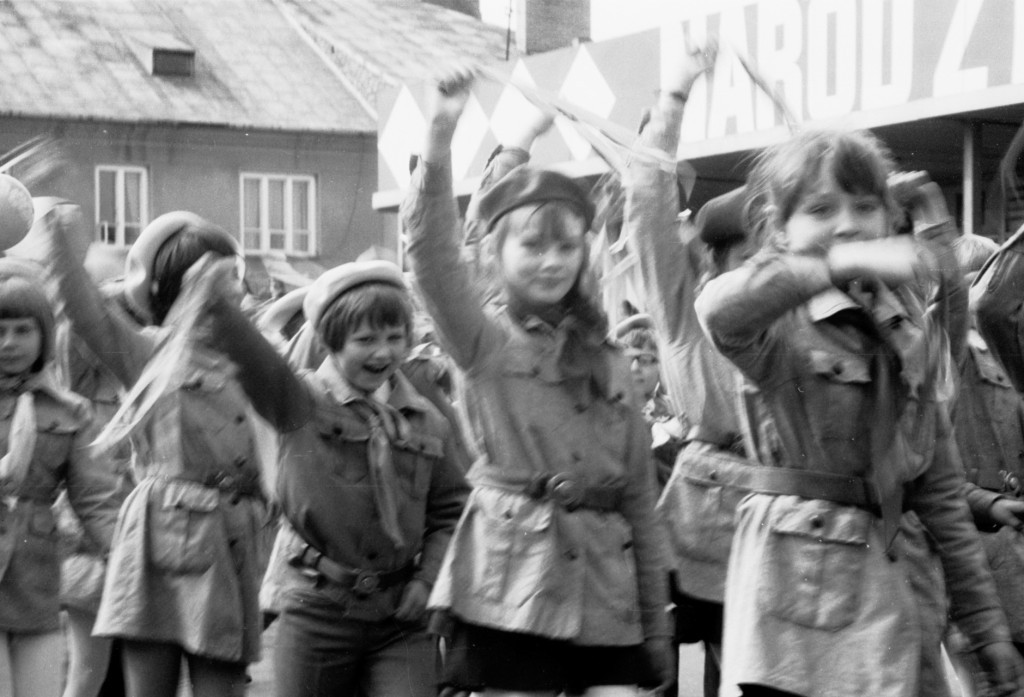 Pochody 1-majowe w Ostrołęce 1958 - 1980 - zdjęcie #83 - eOstroleka.pl