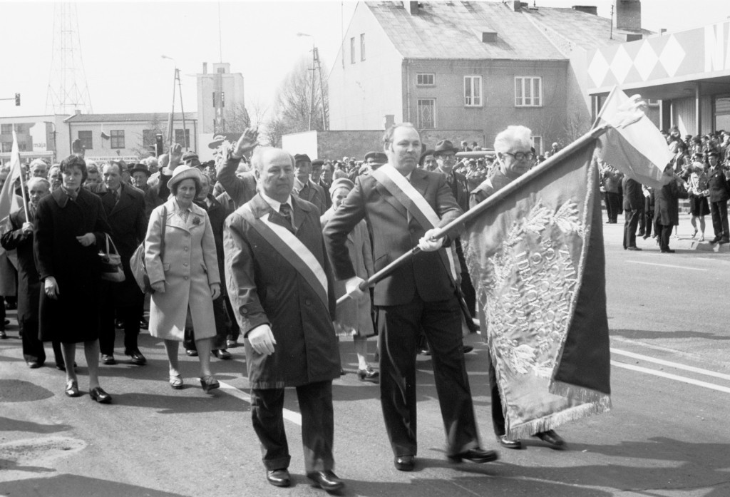 Pochody 1-majowe w Ostrołęce 1958 - 1980 - zdjęcie #67 - eOstroleka.pl