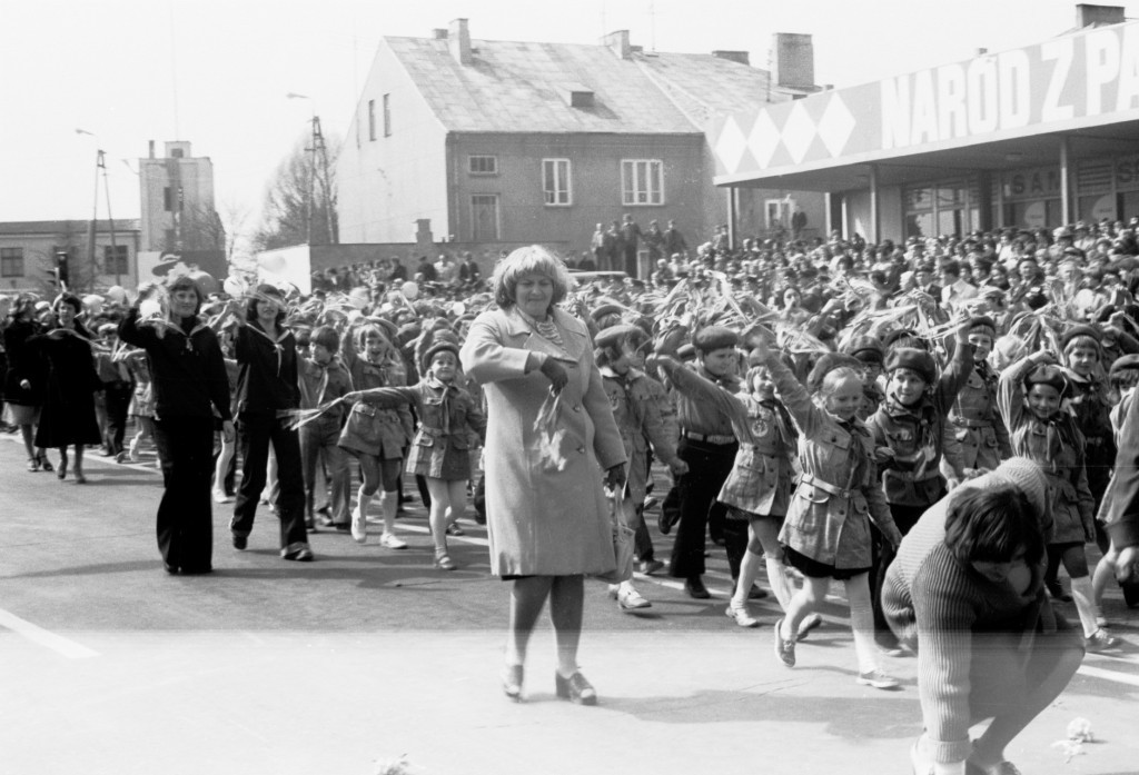 Pochody 1-majowe w Ostrołęce 1958 - 1980 - zdjęcie #58 - eOstroleka.pl