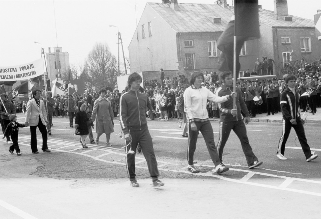Pochody 1-majowe w Ostrołęce 1958 - 1980 - zdjęcie #49 - eOstroleka.pl