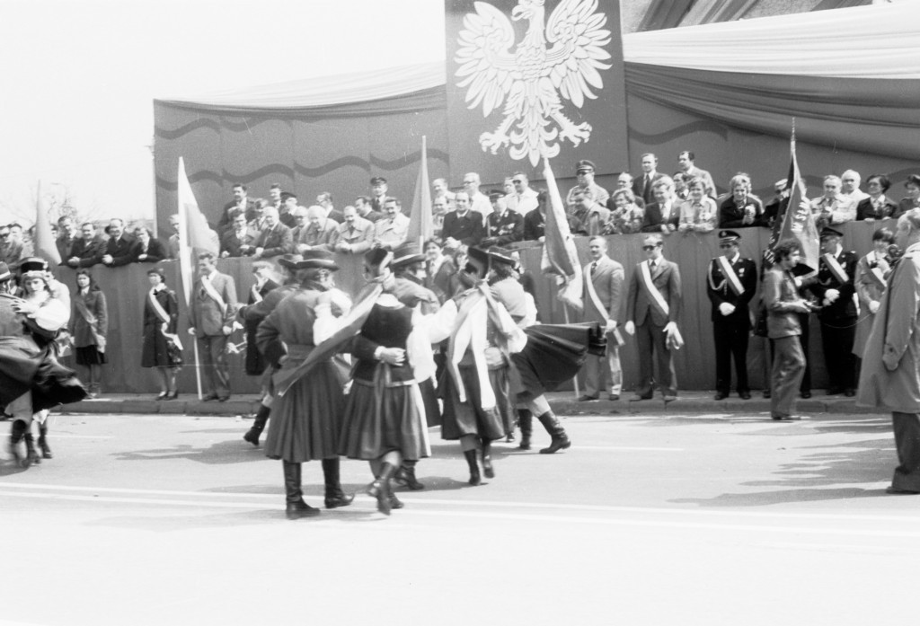 Pochody 1-majowe w Ostrołęce 1958 - 1980 - zdjęcie #47 - eOstroleka.pl