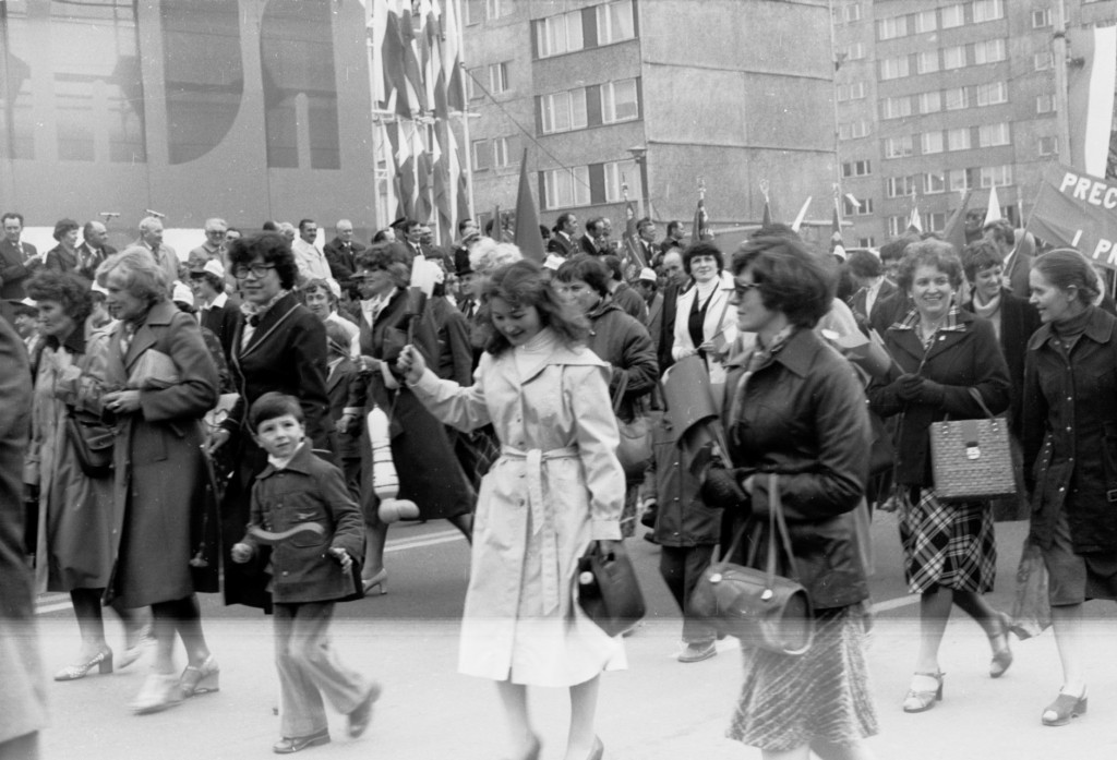 Pochody 1-majowe w Ostrołęce 1958 - 1980 - zdjęcie #9 - eOstroleka.pl