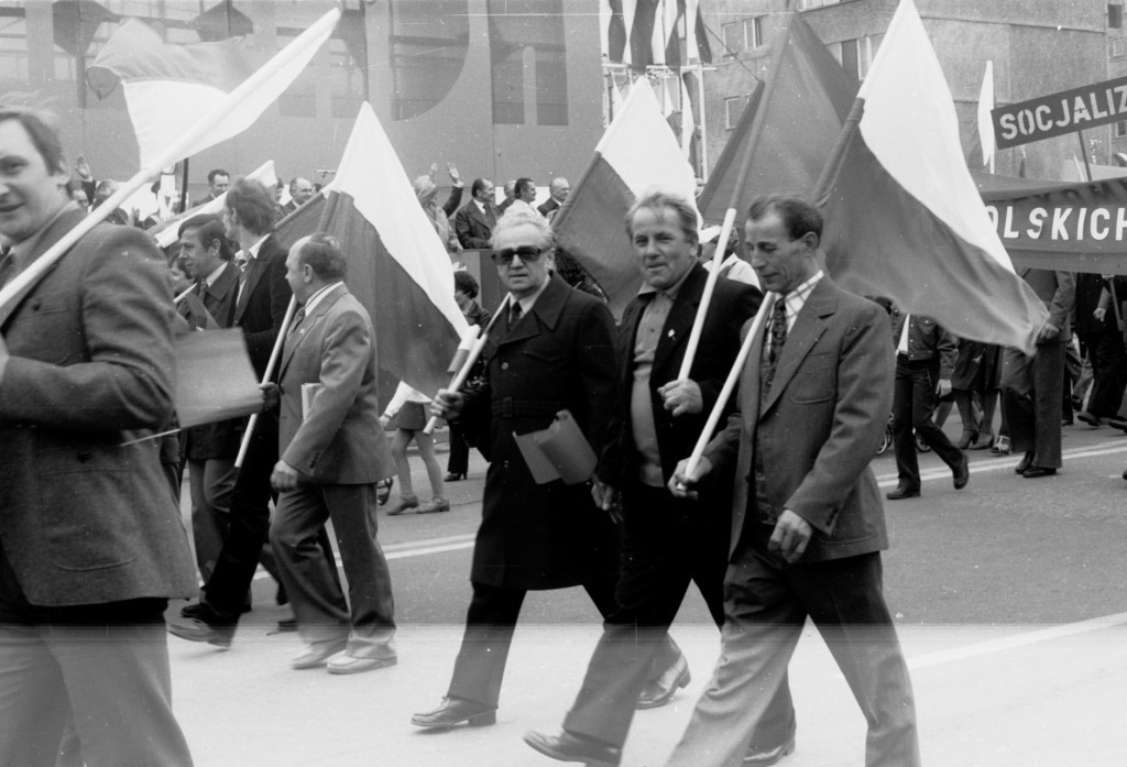 Pochody 1-majowe w Ostrołęce 1958 - 1980 - zdjęcie #3 - eOstroleka.pl