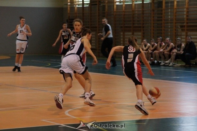 Unia Basket Ostrołęka - MKK Siedlce [25.02.2012] - zdjęcie #20 - eOstroleka.pl