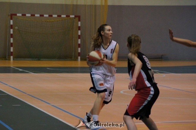 Unia Basket Ostrołęka - MKK Siedlce [25.02.2012] - zdjęcie #19 - eOstroleka.pl