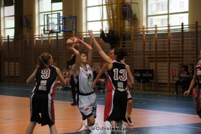 Unia Basket Ostrołęka - MKK Siedlce [25.02.2012] - zdjęcie #18 - eOstroleka.pl