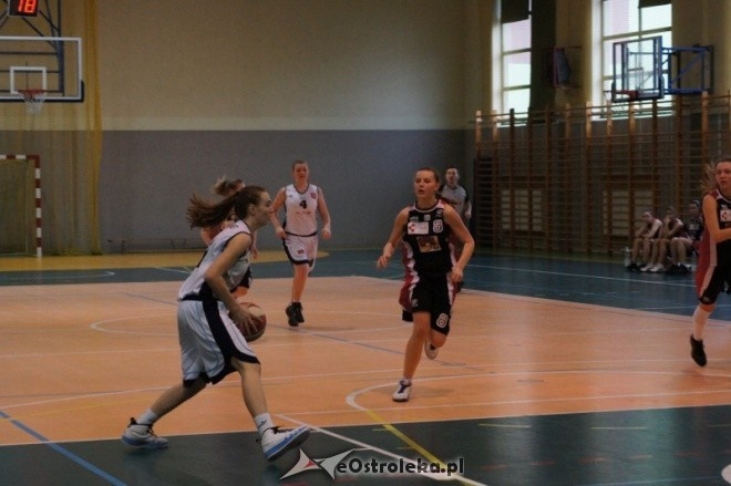Unia Basket Ostrołęka - MKK Siedlce [25.02.2012] - zdjęcie #14 - eOstroleka.pl