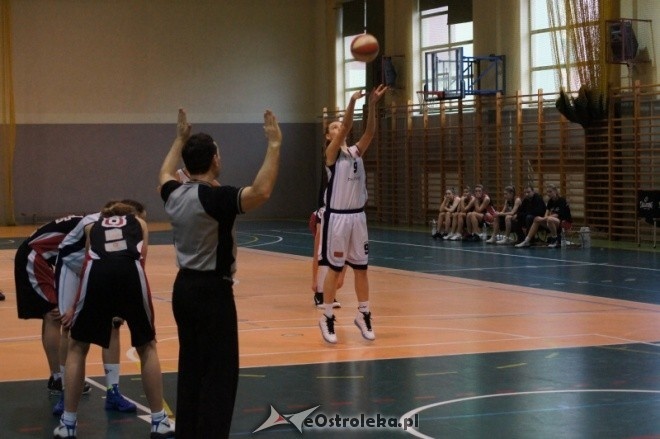 Unia Basket Ostrołęka - MKK Siedlce [25.02.2012] - zdjęcie #12 - eOstroleka.pl