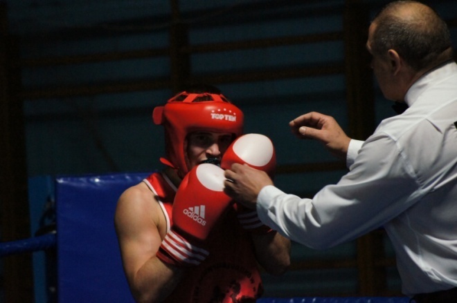 Eliminacje Mistrzostw Polski Juniorów w Boksie [25.02.2012] - zdjęcie #9 - eOstroleka.pl