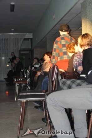 Rodzice obejrzeli spektakl Śmiej się pajacu [29 II 2012] - zdjęcie #15 - eOstroleka.pl