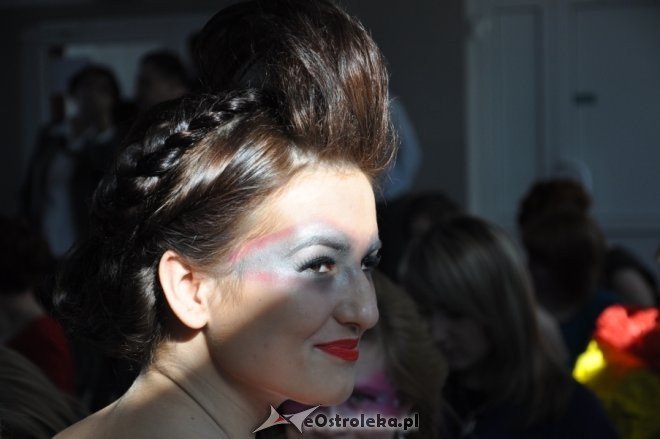 IV Międzyszkolny Festiwal Fryzjerstwa Artystycznego w ZSZ nr 2 [29.II.2012] - zdjęcie #36 - eOstroleka.pl