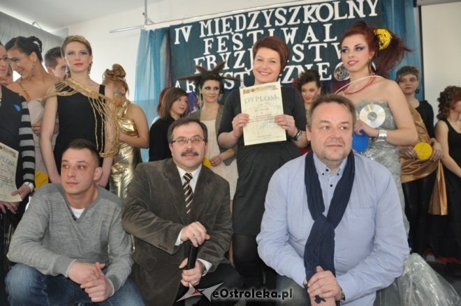 IV Międzyszkolny Festiwal Fryzjerstwa Artystycznego w ZSZ nr 2 [29.II.2012] - zdjęcie #2 - eOstroleka.pl