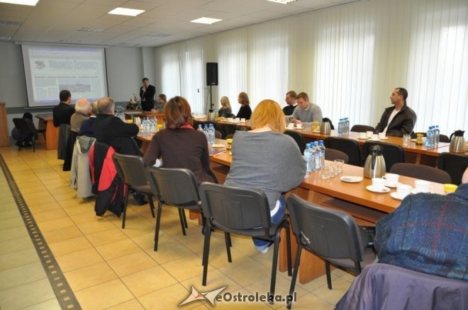 Konferencja Pieniądze i promocja dla firm i bezrobotnych [29.II.2012] - zdjęcie #9 - eOstroleka.pl