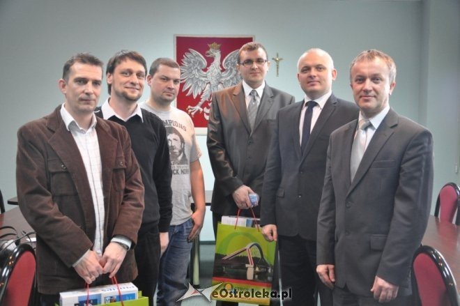 Konkurs Inwestycyjny rozstrzygnęty: Najlepsi odebrali odtwarzacze blu ray  [29.II.2012] - zdjęcie #1 - eOstroleka.pl