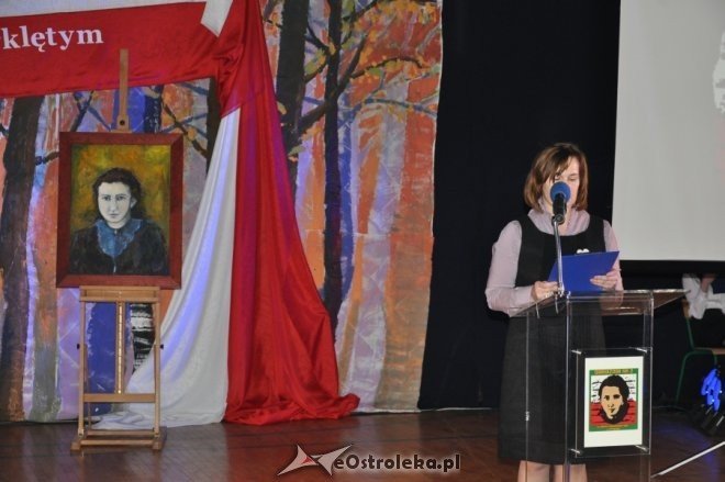 Obchody Narodowego Dnia Pamięci Żołnierzy Wyklętych w Ostrołęce [1 III 2012] - zdjęcie #39 - eOstroleka.pl