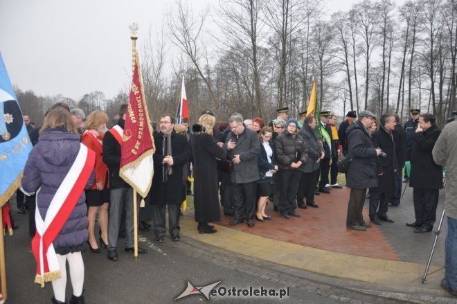 Obchody Narodowego Dnia Pamięci Żołnierzy Wyklętych w Ostrołęce [1 III 2012] - zdjęcie #27 - eOstroleka.pl