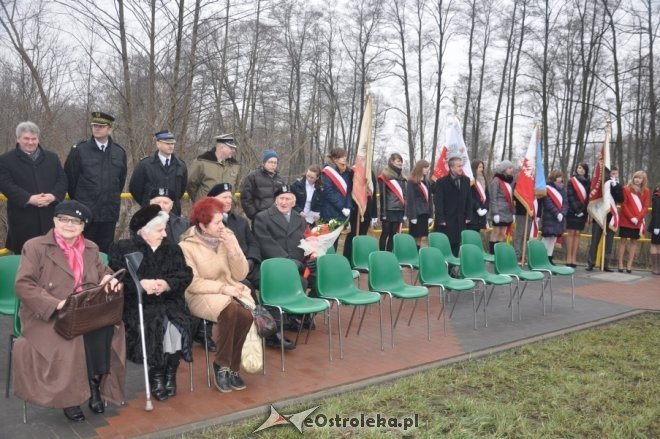 Obchody Narodowego Dnia Pamięci Żołnierzy Wyklętych w Ostrołęce [1 III 2012] - zdjęcie #21 - eOstroleka.pl