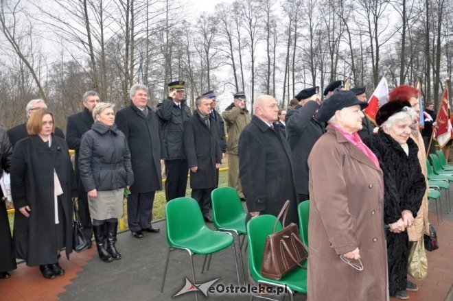 Obchody Narodowego Dnia Pamięci Żołnierzy Wyklętych w Ostrołęce [1 III 2012] - zdjęcie #17 - eOstroleka.pl