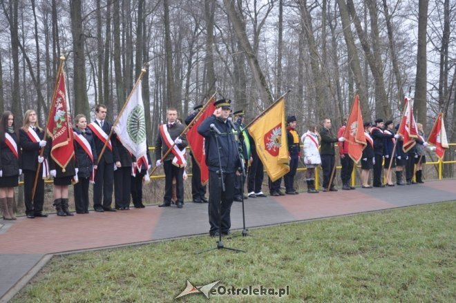Obchody Narodowego Dnia Pamięci Żołnierzy Wyklętych w Ostrołęce [1 III 2012] - zdjęcie #16 - eOstroleka.pl