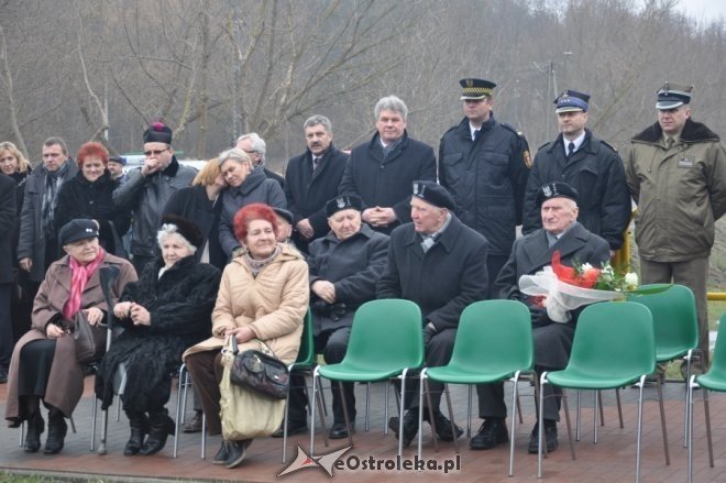 Obchody Narodowego Dnia Pamięci Żołnierzy Wyklętych w Ostrołęce [1 III 2012] - zdjęcie #13 - eOstroleka.pl