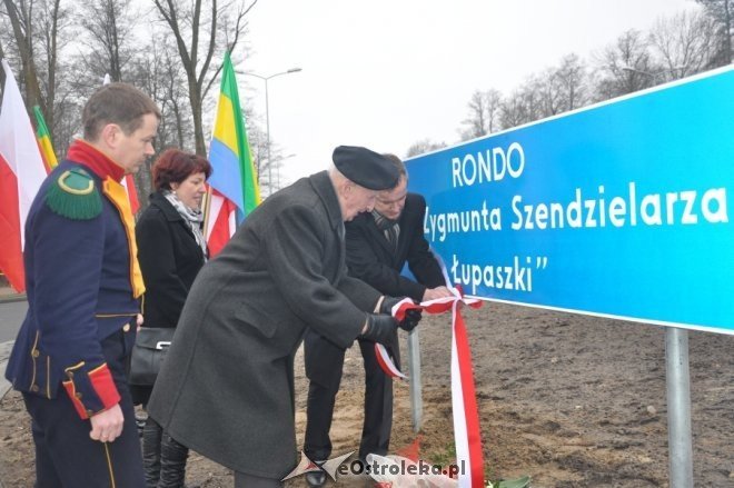 Obchody Narodowego Dnia Pamięci Żołnierzy Wyklętych w Ostrołęce [1 III 2012] - zdjęcie #1 - eOstroleka.pl