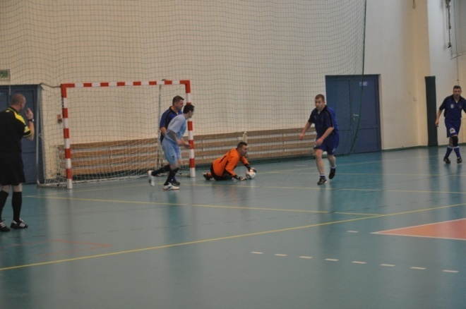 Mistrzostwa Okręgowego Inspektoratu Służby Więziennej w Halowej Piłce Nożnej [02.03.2012] - zdjęcie #12 - eOstroleka.pl
