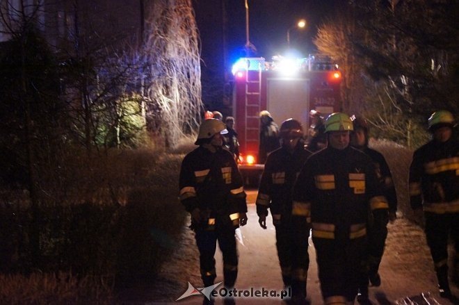 Pożar w bloku przy ul. Sienkiewicza [03.03.2012] - zdjęcie #26 - eOstroleka.pl
