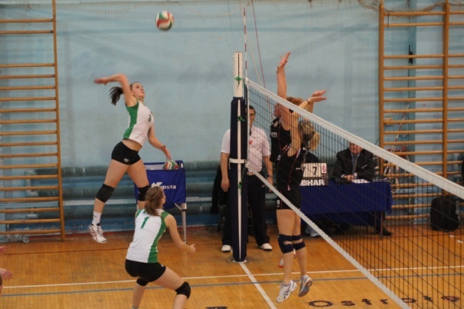 Nike Ostrołęka - ŁKS Łódź [3.03.2012] - zdjęcie #11 - eOstroleka.pl