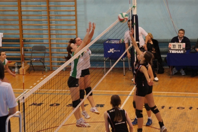 Nike Ostrołęka - ŁKS Łódź [3.03.2012] - zdjęcie #7 - eOstroleka.pl