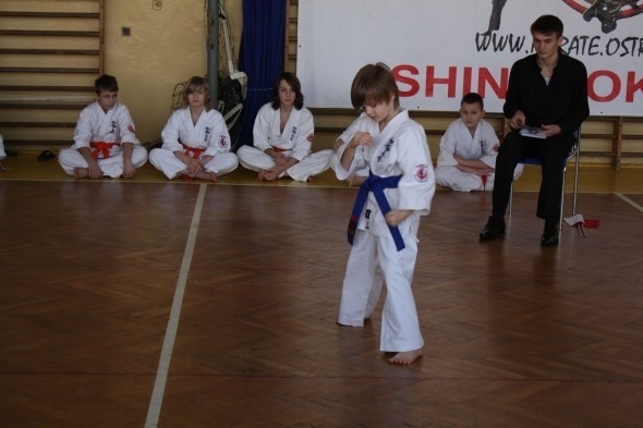 I Mistrzostwa Ostrołęki w karate [03.03.2012] - zdjęcie #6 - eOstroleka.pl