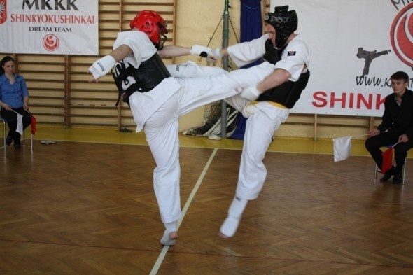 I Mistrzostwa Ostrołęki w karate [03.03.2012] - zdjęcie #11 - eOstroleka.pl