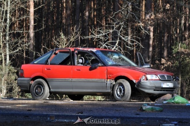 Droga DK 60: Tragiczny wypadek w miejscowości Czarnowo na trasie Różan - Ostrów Maz. 1 osoba nie żyje [5 III 2012] - zdjęcie #8 - eOstroleka.pl