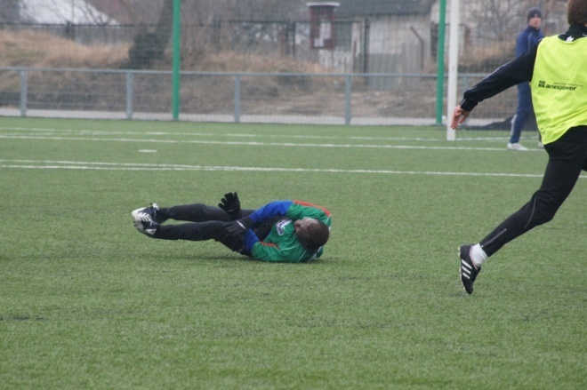 Narew - Orzeł Kolno 3:1 [10.03.2012] - zdjęcie #10 - eOstroleka.pl