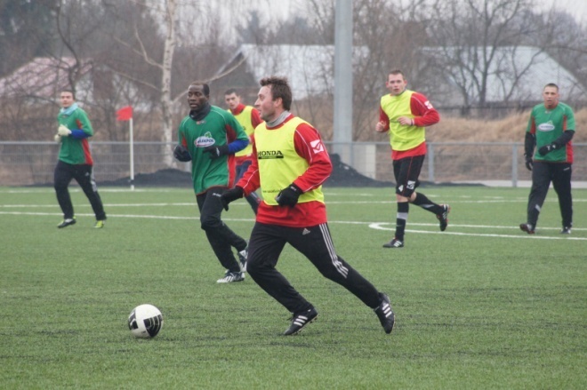 Narew - Orzeł Kolno 3:1 [10.03.2012] - zdjęcie #2 - eOstroleka.pl