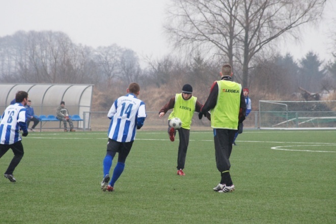 Korona HiD – Kurpik Kadzidło [10.03.2012] - zdjęcie #1 - eOstroleka.pl